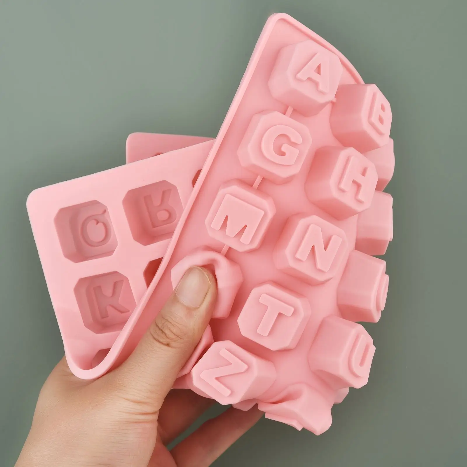 48 حرف الأبجدية Enghish رسالة  - مراجعة Soap Mold Silicone Loaf وسعره